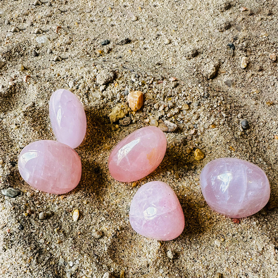 Rose Quartz Tumbled Stone 3